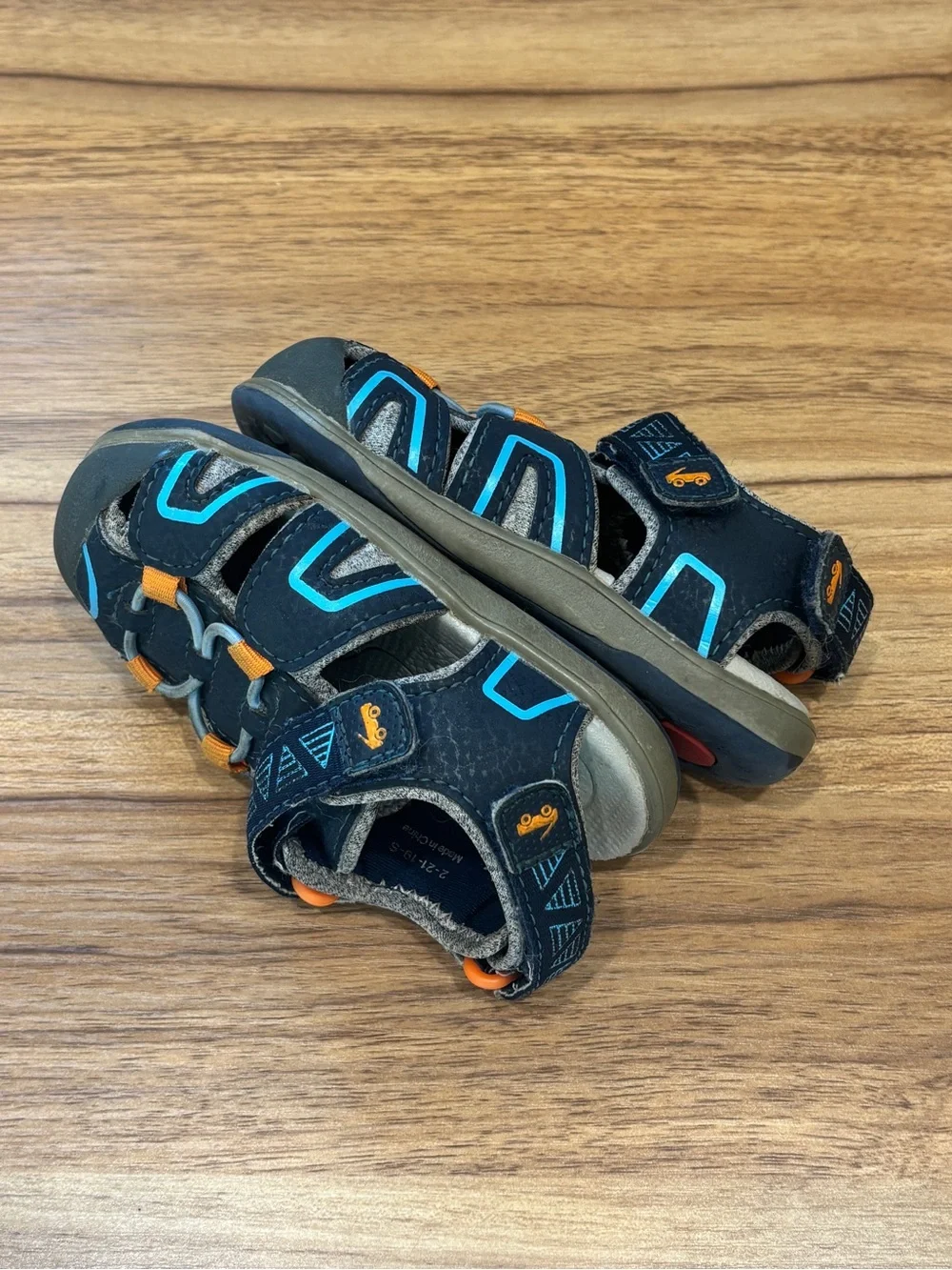 See Kai Run Sandals blue closed toe sz 6